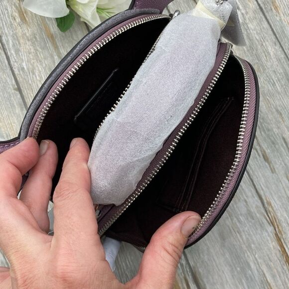 Canteen Crossbody Bag With Halloween Bat Print Purse - Picture 6 of 8